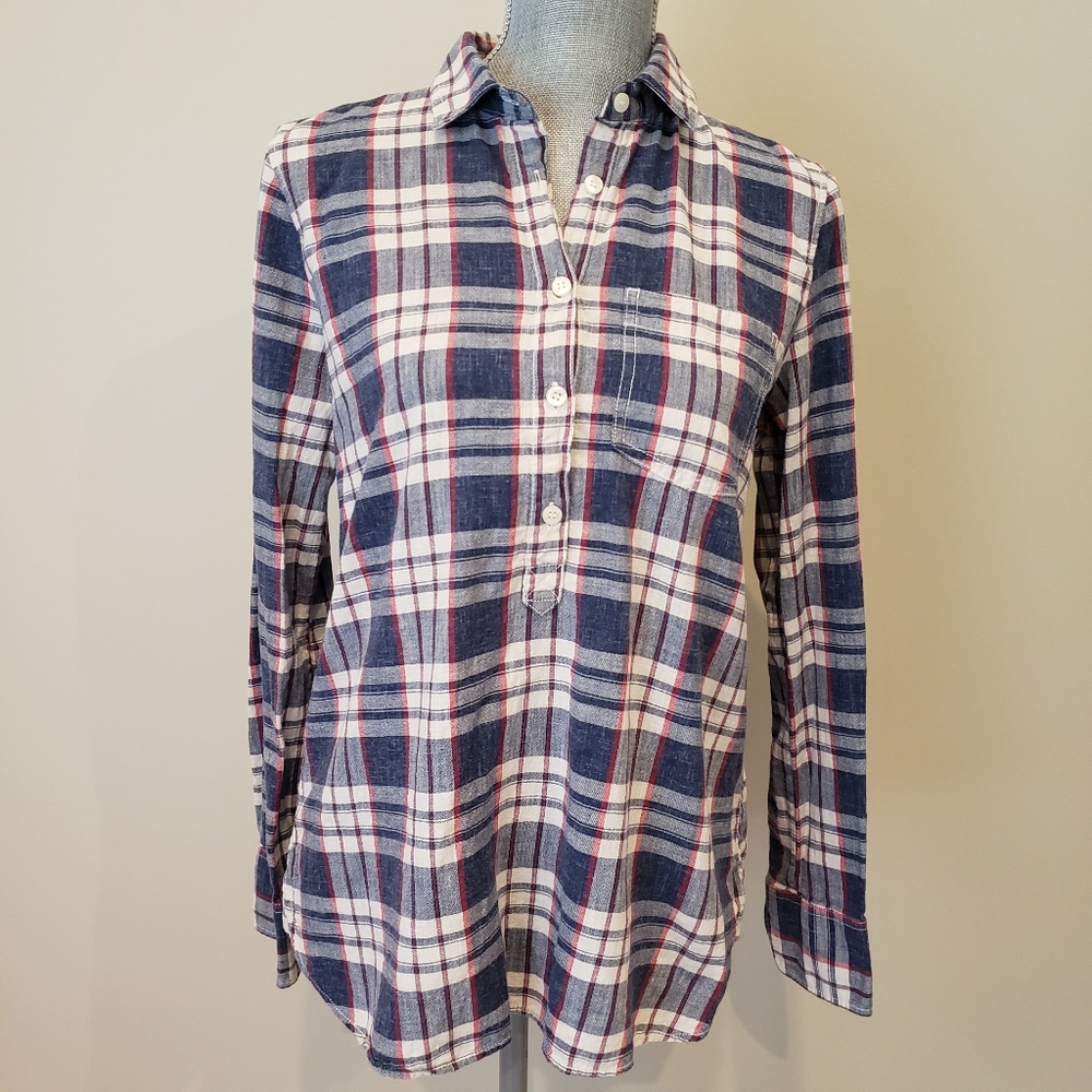 Women's J. CREW Plaid Button Up Tunic. XS
